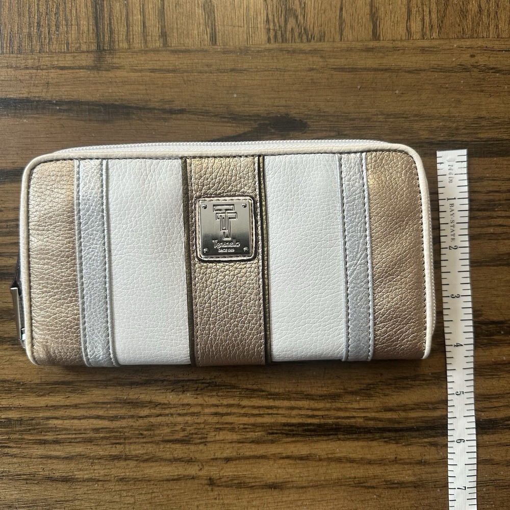 Tignanello Zip Around Wallet Rose Gold Silver Metallic White Leather Cards *READ - Picture 15 of 16